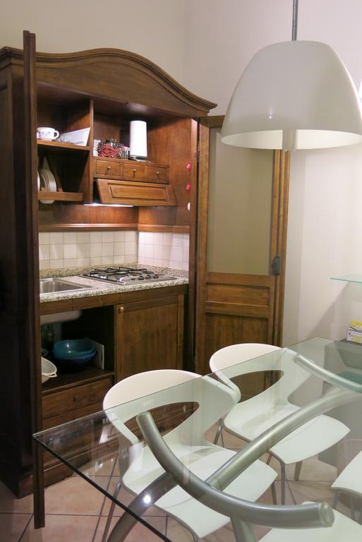 Apartamento Atelier Della Castellina - Self Check In Imola Habitación foto